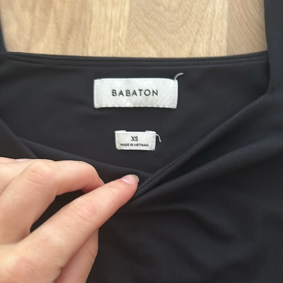 Aritzia BABATON black long sleeve bodysuit xs - Picture 2 of 2